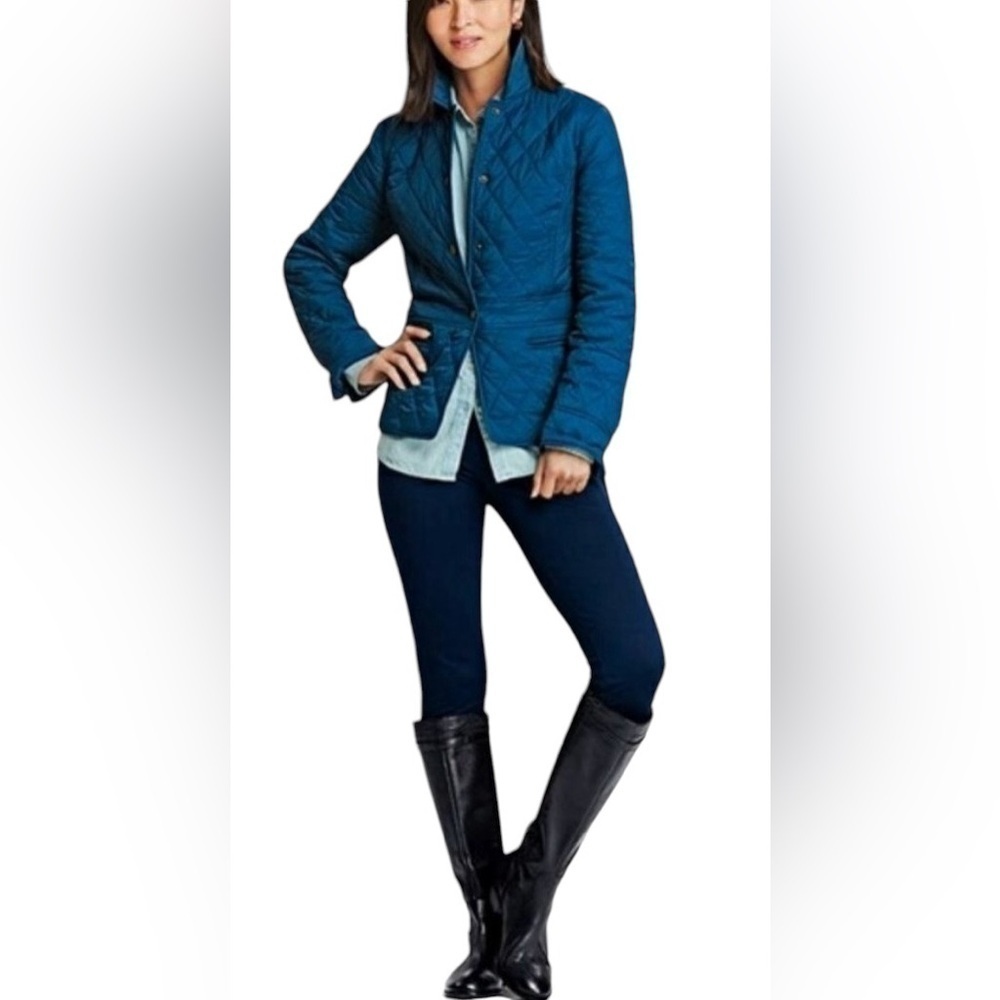 Talbots Sapphire Blue Lightweight Quilted Jacket Sz Lp
Zip Pockets Snap Closure